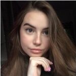 VIKTORIA HOWARTH